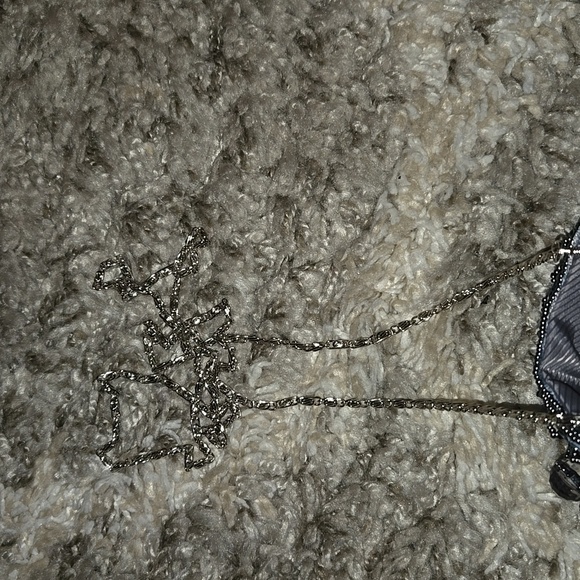 EUC Sara Sara Beaded bag - Picture 4 of 7